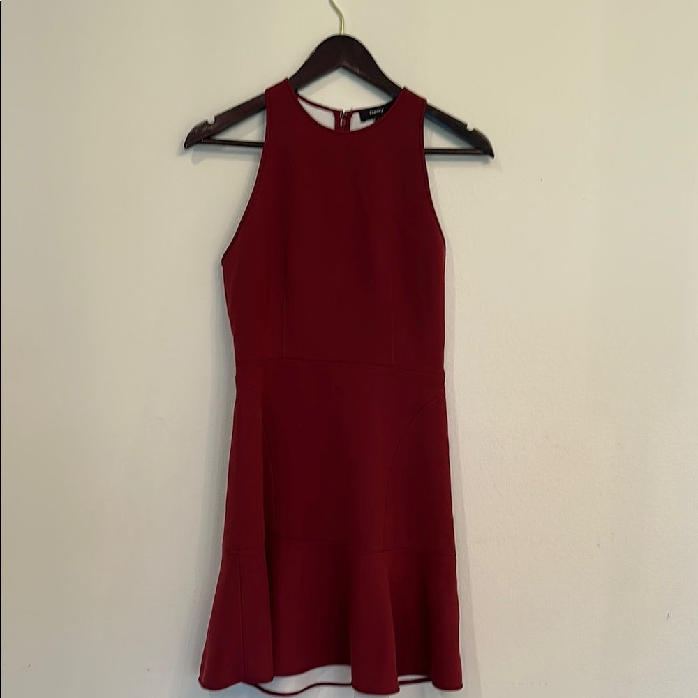 Elegant Burgundy Sleeveless Dress